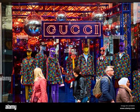 selfridges london gucci shoes|Gucci Selfridges opening times.